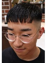 アクセプトザワールドバーバー(Accept the world barber)&nbsp;crop(クロップ)×skinfade