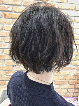ルカ(Luca) おとなのゆるウェーブショート＊20代・30代・40代◎//山崎香菜子