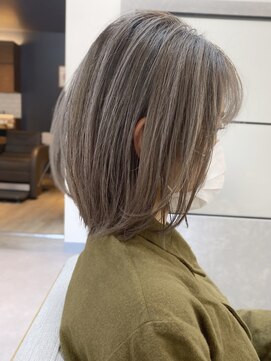 リノショアーズ 日本大通り店(RINOSHORES) 【ブリーチ+ワンカラー】バレイヤージュ/丸みレイヤーボブ