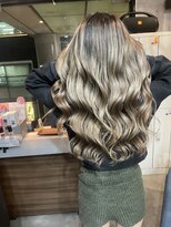 ラフ(LAFF)&nbsp;#黒髪#ボブルフ#ネビージュ#小顔#ワンレン