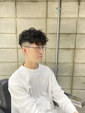 ミナミ(MINAMI) 前下がりパーマスタイル　国分寺