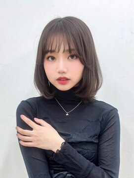 ユーフォリア 新宿店(Euphoria) 大人ダークグレージュふんわり内巻きボブ