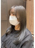 グレージュミディアム