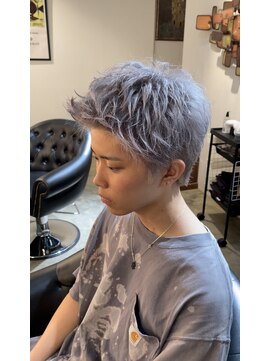 ビハインドザカーテン(BEHIND THE CURTAIN) 【夏にピッタリなハイトーンカラー】スパイキーショート