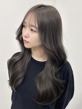 ロムーク 表参道(LOMKH) ミディアムレイヤーロングレイヤーカット顔周りオリーブベージュ