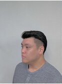 自然なサイドパートツーブロックメンズヘアスタイル