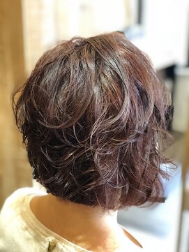 ヘアーサロンリーフ(Hair Salon Leaf) ゆるふわパーマ☆レッドピンクver.