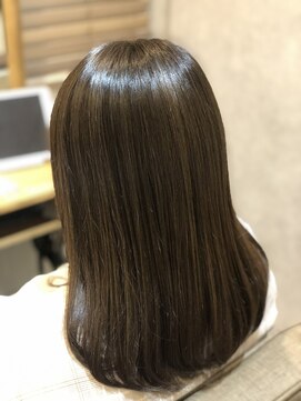 ランポ(Lampo) うる艶ヘア