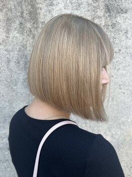 [高浜市/碧南市]こだわりのケアカラーでダメージレスにキレイ♪色持ちの良さと艶感を両立した仕上がりに。