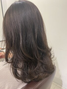 インビテーション(invitation) レイヤースタイル×セミロング