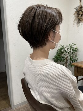 サク(Sac.) 絶壁解消☆可愛いショートボブ×柔らかベージュ　Sac.栃木優佑