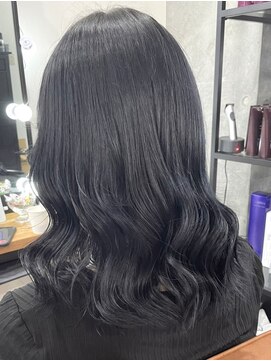 ワンズ リー 下北沢店(ONE's ly) 韓国/前髪/ダブルカラー/髪質改善/学割U24[下北沢/下北沢駅]