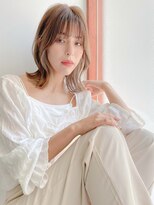 トゥルーズ(TLUUS)&nbsp;TLUUS似合わせカット外ハネボブペールベージュ