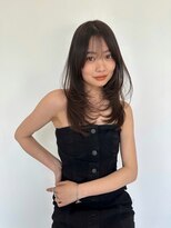 ヨロ 小岩(YOLO)&nbsp;レイヤーカットハイライトショートヘアイルミナカラーオージュア