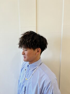 コワファースト  させぼ五番街店(COIFF1RST) 波巻きパーマの2ヶ月後☆