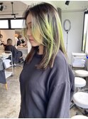 ペールグリーンレイヤーカットデザインカラー