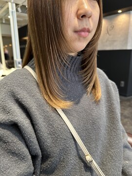 ナイン(N INE.) 顔まわりレイヤーカット