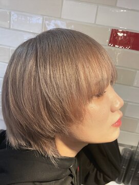 スタジオフォーエイチ(STUDIO 4H) マッシュウルフ/ミルクティーベージュ/ブロンド/ケアブリーチ