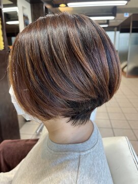 ウィン プレミアムサロン(WIN Premium Salon) 大人ショートボブ