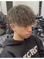 サロン ド ロイ(Salon de Roi)&nbsp;金メッシュパーマ神戸チリチリパーマ神戸細かめパーマ神戸メンズ