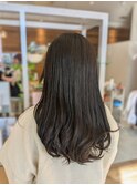 オリーブベージュ