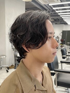 ラヴィズム(LUVISM) 波巻きパーマツイストスパイラルパーマメンズマッシュパーマ万代