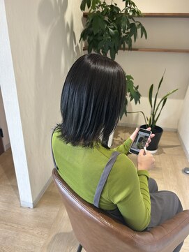 ラトット(Latot) 切りっぱなしボブ/ボブ/外ハネ