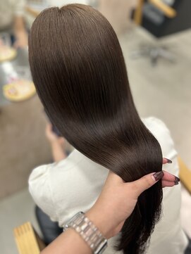 ヴィンスジオ 岐阜駅南(vince gio) ブラウンカラー/髪質改善トリートメント/ツヤ髪/暗髪