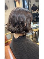 ロウスリー(Lowsly)&nbsp;ウェーブボブ　プードルパーマ透明感ブラウン　20代30代40代