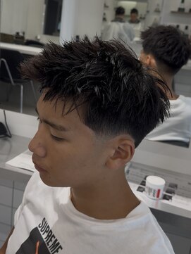 グルーマーズクレッジ 渋谷店(GROOMER/S CREDGE) テーパーウォーリアカット スパイキーショート