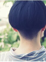 ソラ(sora)&nbsp;夏の緑が映える柔らかな日差しとしなやかで艶やかな黒の調和