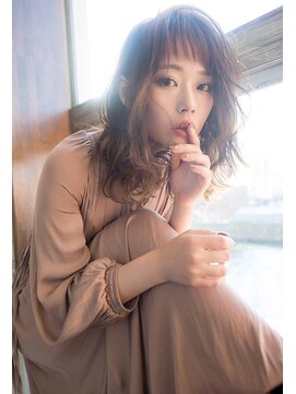 チェレ ロッソ 金剛店(Chere rosso) ハッシュカット×レイヤー×シースルーバング×ベージュ