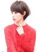 大人かわいいグレージュ小顔ナチュラルショートボブ