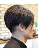 大人っぽい刈り上げショート