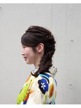 ネオリーブルカ 御茶ノ水店(Neolive Luca) フィッシュボーン編みおろし