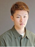刈り上げアップバングハイトーン