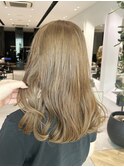 ベージュダブルカラーセミロング髪質改善トリートメント