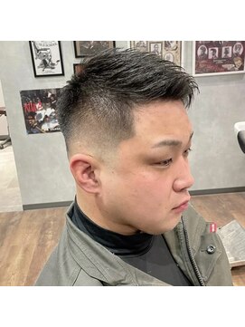 フェードアンドライン 秋田店(FADE&LINE the BARBER) feather up
