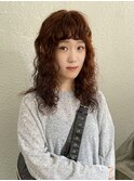 オレンジベージュ×スパイラルパーマ