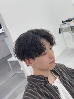 アビー ランシェル(ABEY LENCIEL) ツイストスパイラルパーマ/センターパート