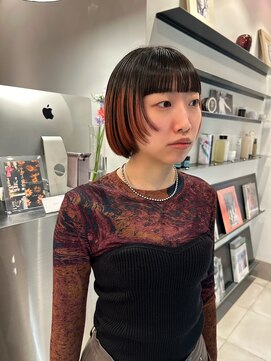 シータ(sheta) 【表参道sheta小林】デザインカラーコーラルオレンジボブルフ