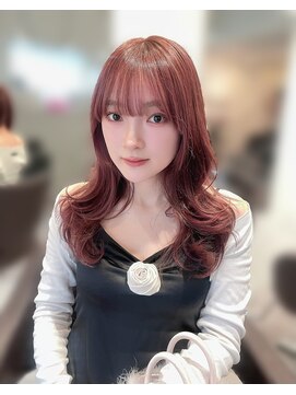 シー(SEA) 透明感たっぷりピンクベージュカラー♪