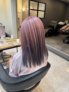 エリス ウメダ(Eliss umeda) デザインカラー×ピンク×ブルー