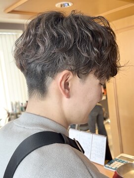 ワイボンドヘアー(Y bond hair) 無造作パーマツイストスパイラルパーマツーブロックメンズカット