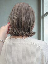 ロット 横浜(lot)&nbsp;ニュアンスウルフ×外ハネボブ×ミルクティーブロンド横浜駅