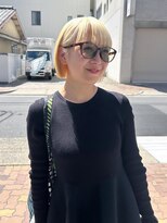 ホミ(FOMI) 抜きっぱなしブロンド×ぷつっとボブ