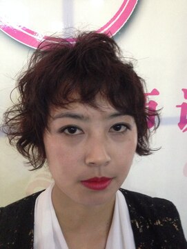 フェリシータ 緑地公園店(felicita) エアリーカールナチュラルウェービー★マニッシュショート