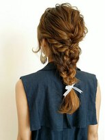 クラウン ヘアー(CLOWN hair)&nbsp;三つ編みアレンジ