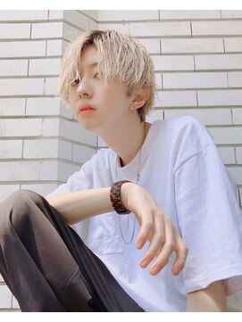 シン(syn) ホワイトカラー