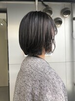 ネイヴィル(navile)&nbsp;伸ばしかけミニボブ